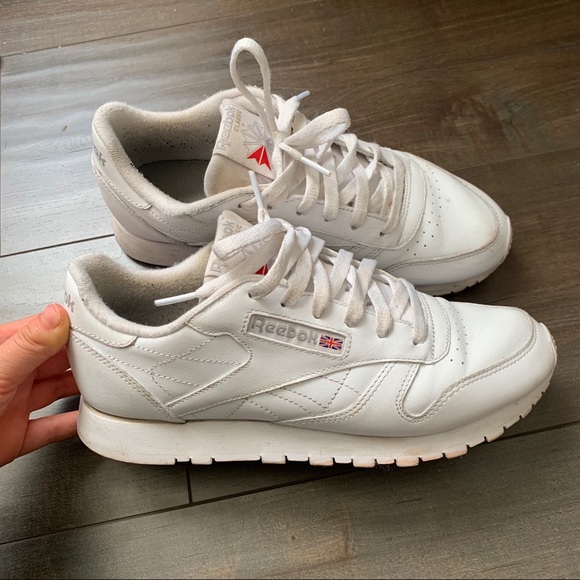 Reebok Shoes - reebok classics ♡